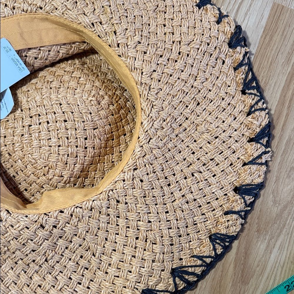 NWT Volcom Woven Straw Sun Hat Black Trim I’m Charmed Hat XS Small - Picture 9 of 9